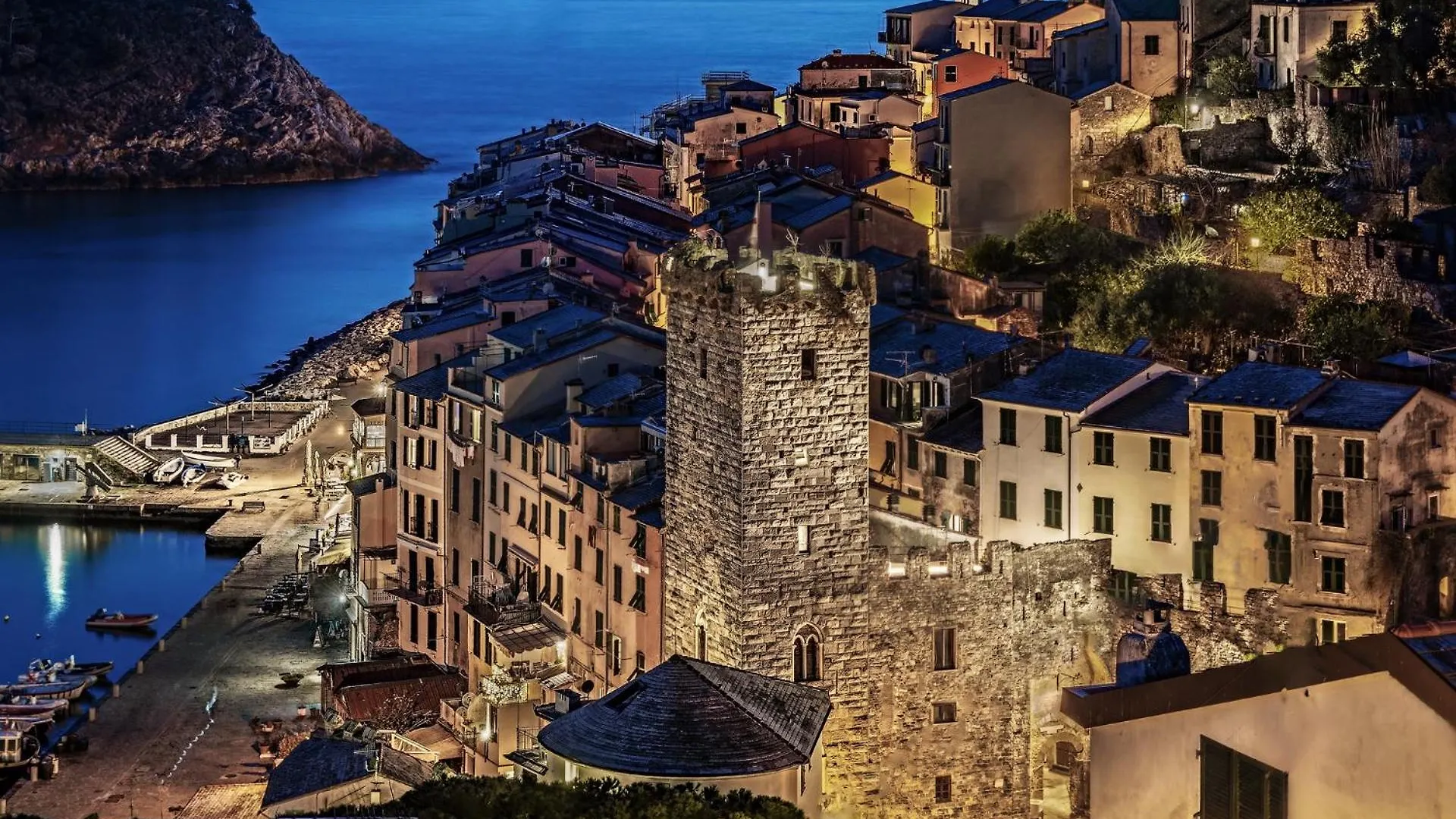 Capitolare Suite Tower Porto Venere Italy